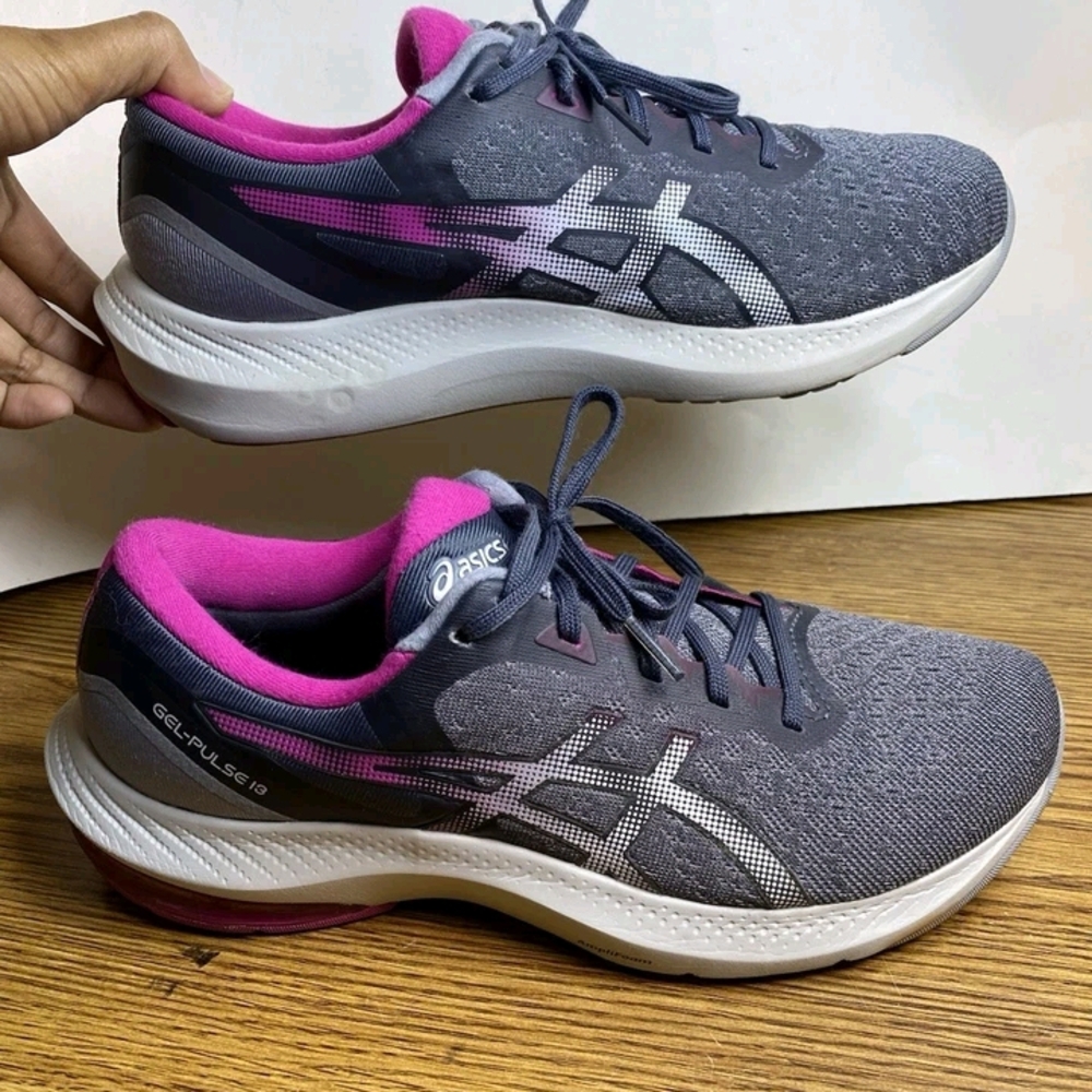 Asics Gel Pulse 13 Gray Pink Running Shoes Sneakers 1012B035 Women’s Size 10